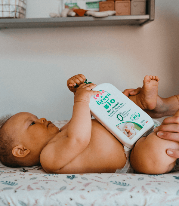 Love and Green Lingettes pour bébé au liniment bio